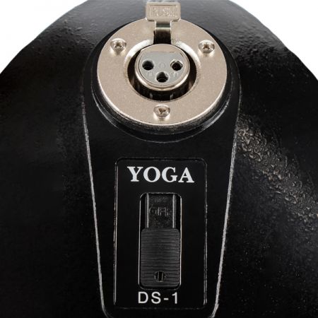 Kết nối đầu trên của giá microphone với XLR và nút bấm